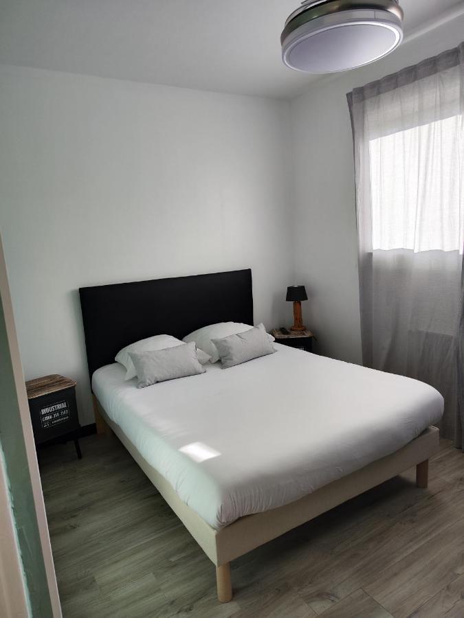 Le Sporting Hotel Beaumont-sur-Leze Luaran gambar